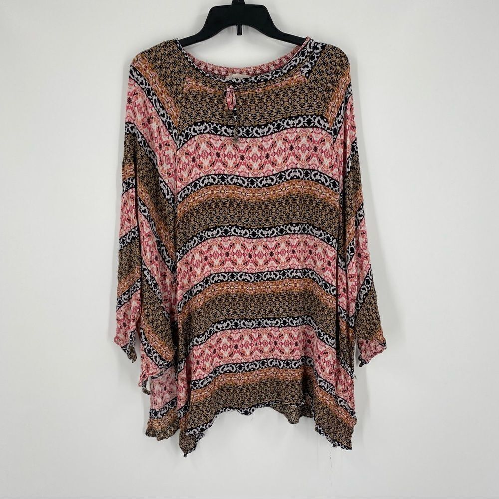 Hippie Love Women’s Floral Print Elastic Neck Cape Blouse size M